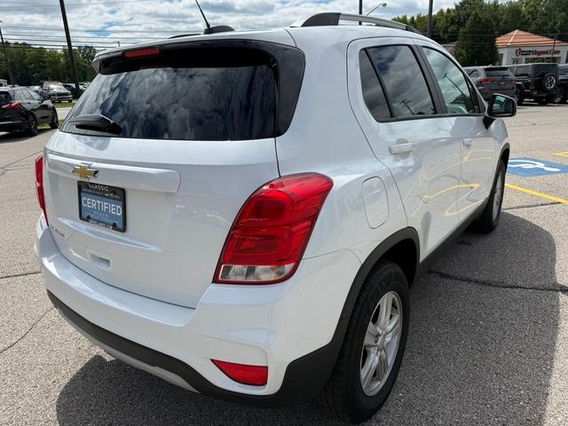 Photo of 2022 IRIDESCENT PEAR Chevrolet Trax