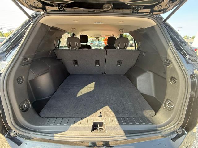 Photo of 2020 Mosaic Black Metallic Chevrolet Equinox