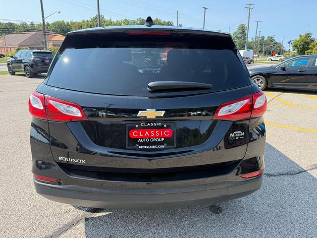 Photo of 2020 Mosaic Black Metallic Chevrolet Equinox