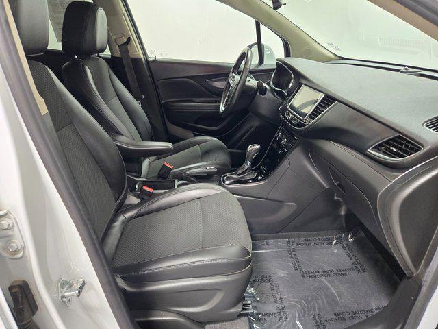 Photo of 2017 Summit White Buick Encore