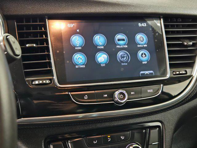 Photo of 2017 Summit White Buick Encore