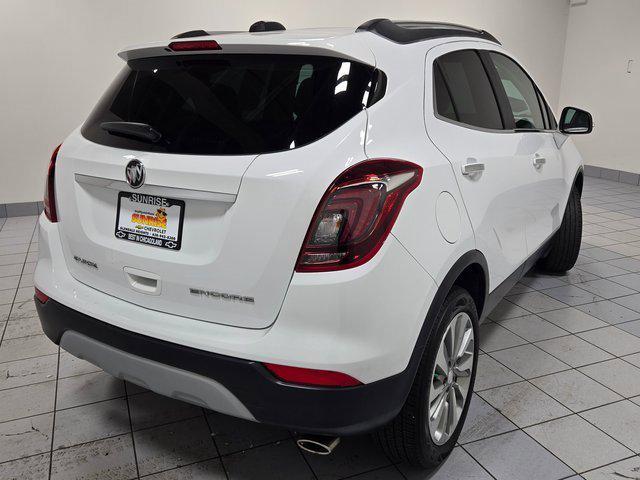 Photo of 2017 Summit White Buick Encore