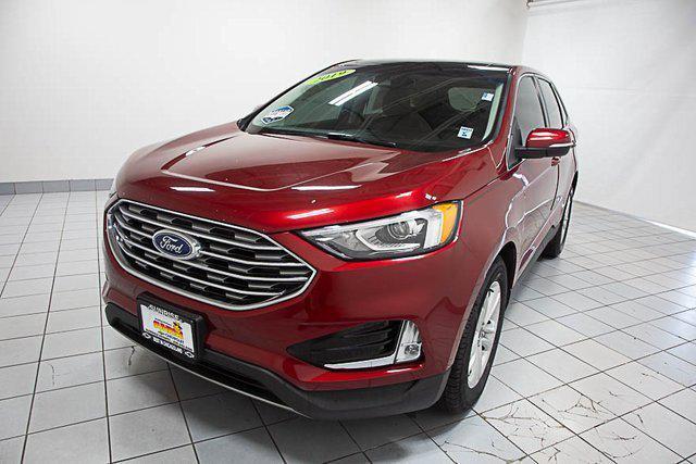 Photo of 2019 Ruby Red Ford Edge