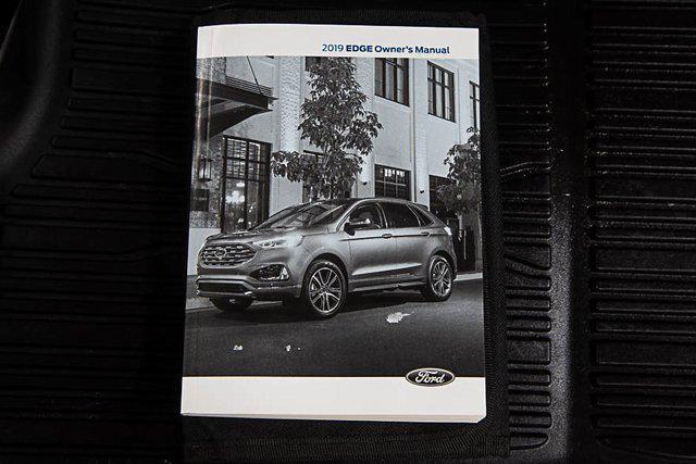 Photo of 2019 Ruby Red Ford Edge