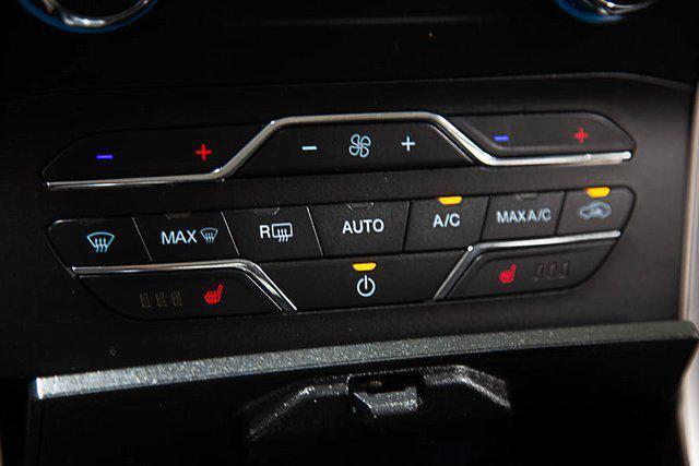 Photo of 2019 Ruby Red Ford Edge