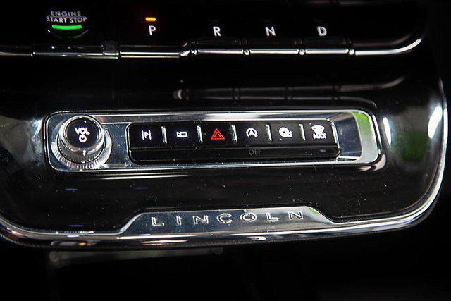 Photo of 2024 Pristine White Metallic Tri-Coat Lincoln Corsair