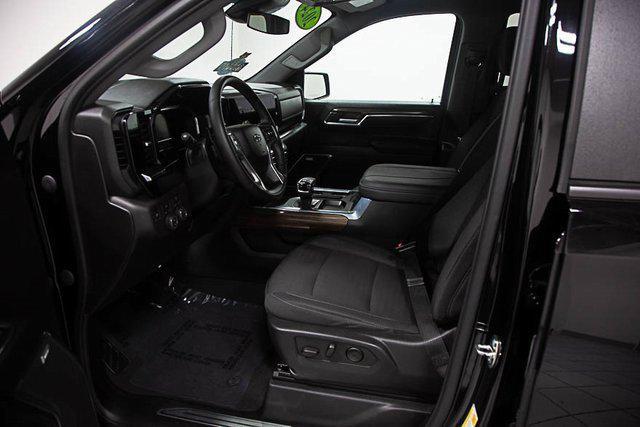 Photo of 2024 Black Chevrolet Silverado 1500