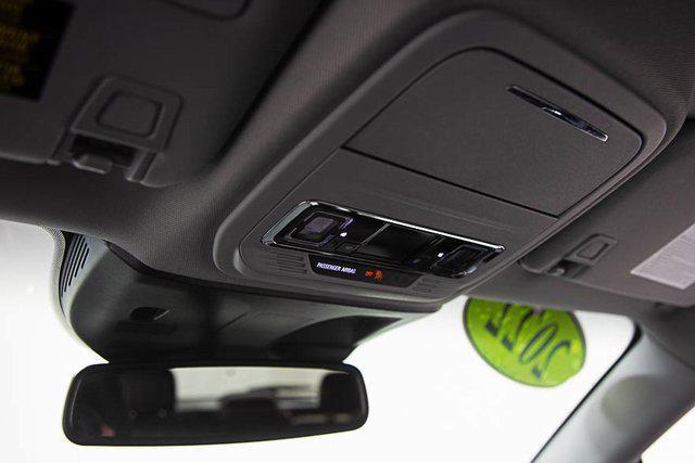 Photo of 2022 Infinite Black Metallic Clearcoat Lincoln Corsair