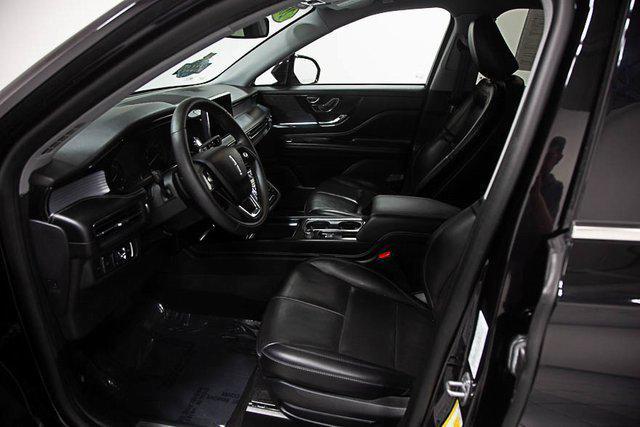 Photo of 2022 Infinite Black Metallic Clearcoat Lincoln Corsair