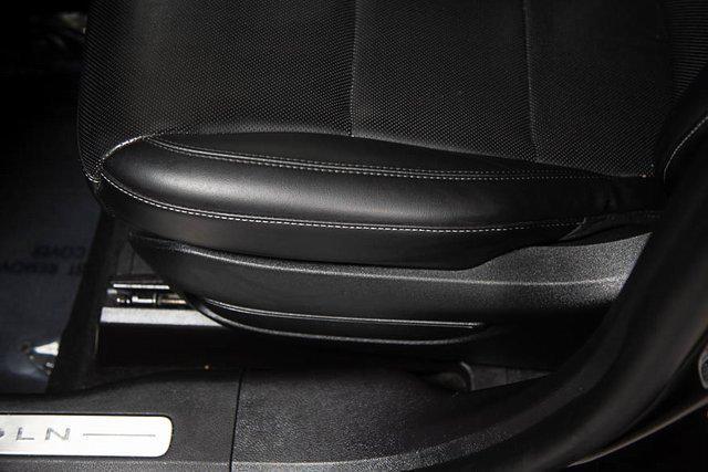 Photo of 2022 Infinite Black Metallic Clearcoat Lincoln Corsair