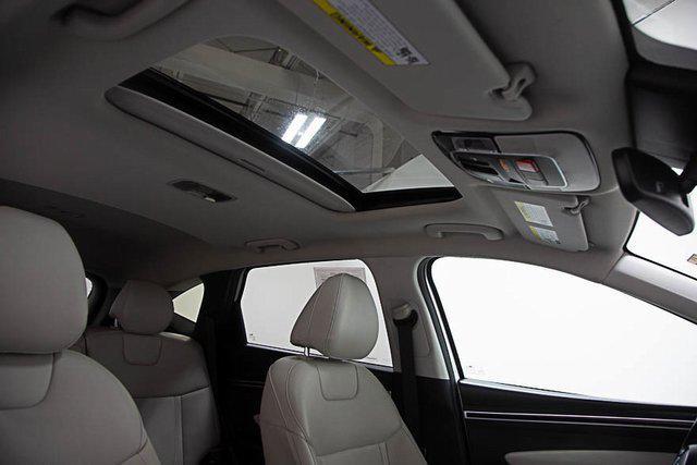 Photo of 2023 Serenity White Pearl Hyundai TUCSON