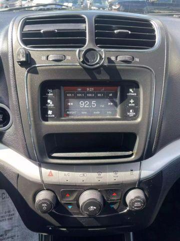 Photo of 2015 Silver Dodge Journey