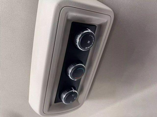 Photo of 2015 Silver Dodge Journey