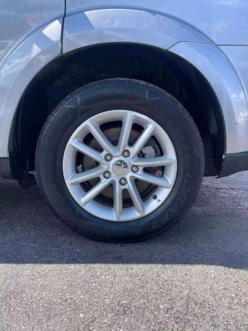 Photo of 2015 Silver Dodge Journey