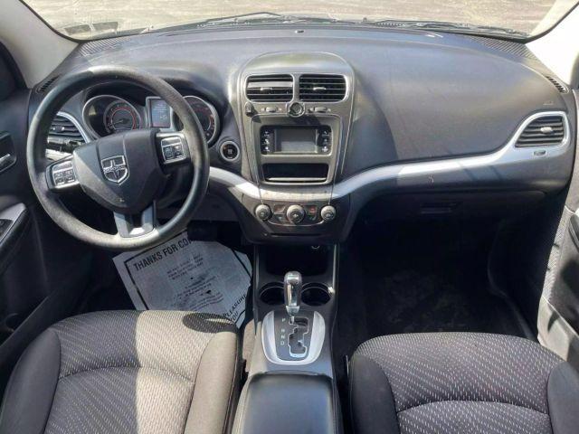 Photo of 2015 Silver Dodge Journey