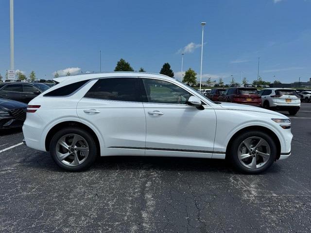 Photo of 2026 Uyuni White Genesis GV70