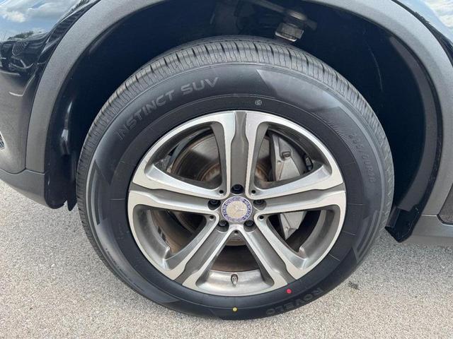 Photo of 2017 Black Mercedes-Benz GLC 300