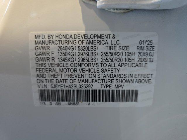 Photo of 2025 Platinum White Pearl Acura MDX