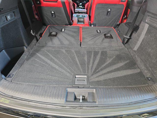 Photo of 2023 Liquid Carbon Metallic Acura MDX