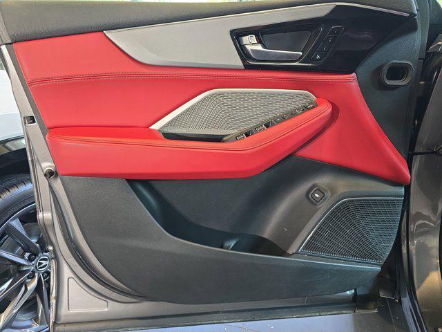 Photo of 2023 Liquid Carbon Metallic Acura MDX