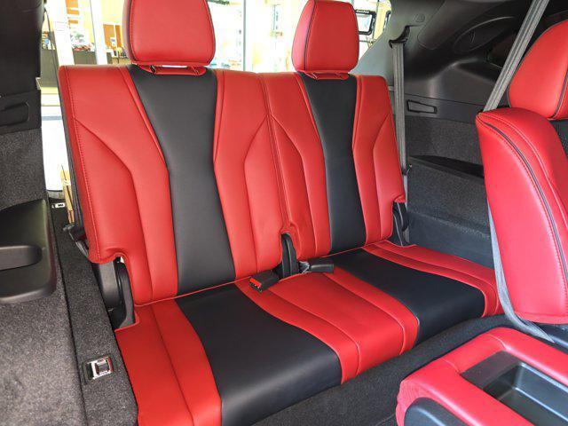 Photo of 2023 Liquid Carbon Metallic Acura MDX