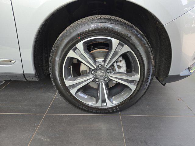 Photo of 2025 Solar Silver Metallic Acura RDX