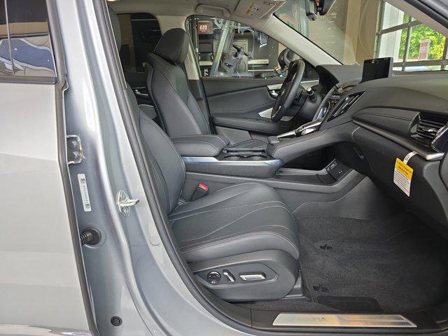 Photo of 2025 Solar Silver Metallic Acura RDX