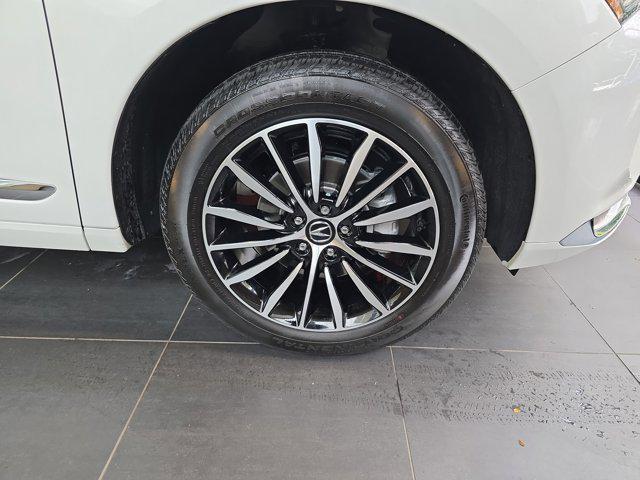 Photo of 2025 Platinum White Pearl Acura RDX