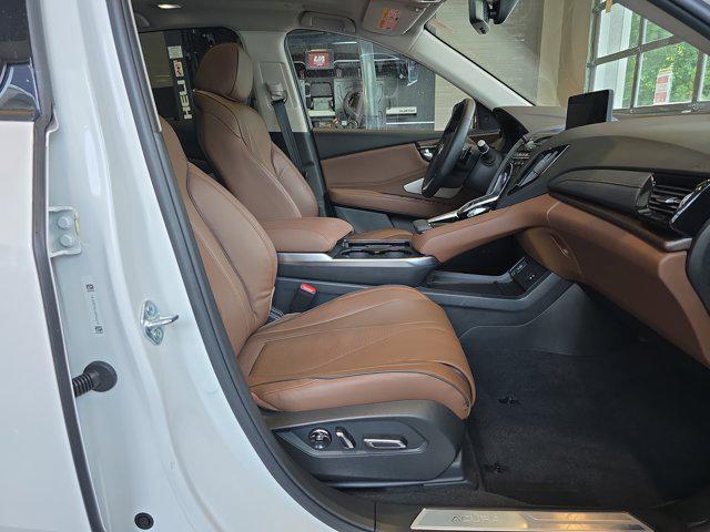 Photo of 2025 Platinum White Pearl Acura RDX