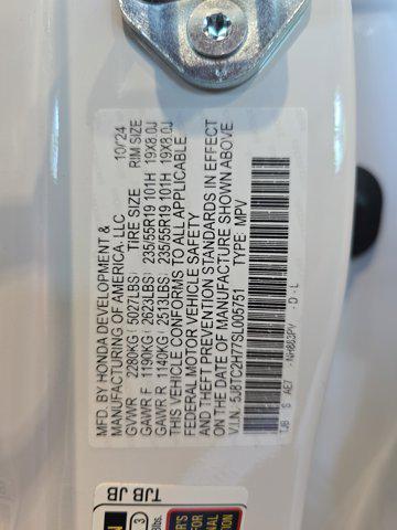 Photo of 2025 Platinum White Pearl Acura RDX
