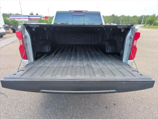 Photo of 2021 Silver Ice Metallic Chevrolet Silverado 1500