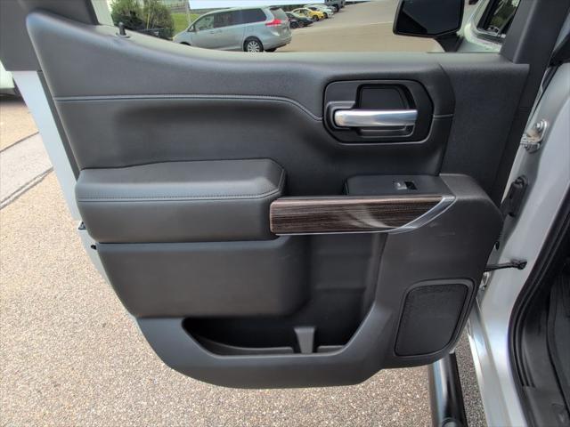Photo of 2021 Silver Ice Metallic Chevrolet Silverado 1500