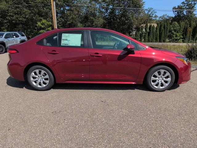 Photo of 2025 Ruby Flare Pearl Toyota Corolla