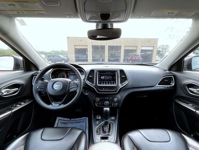 Photo of 2019 Firecracker Red Clearcoat Jeep Cherokee