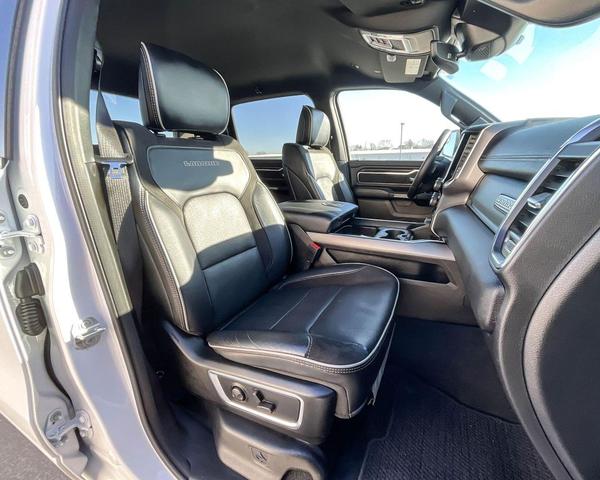 Photo of 2024 Bright White Clearcoat RAM 1500