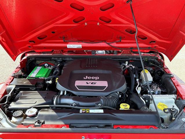 Photo of 2015 Firecracker Red Clear Coat Jeep Wrangler Unlimited