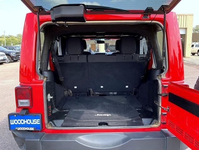 Photo of 2015 Firecracker Red Clear Coat Jeep Wrangler Unlimited