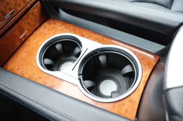 Photo of 2009 Pewter Mercedes-Benz M-Class