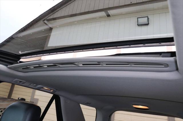Photo of 2009 Pewter Mercedes-Benz M-Class