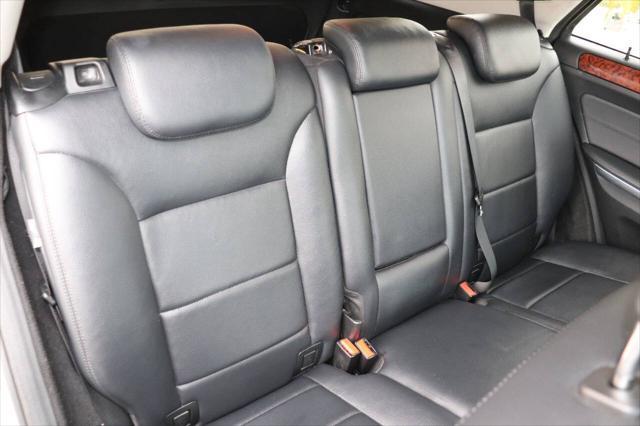 Photo of 2009 Pewter Mercedes-Benz M-Class