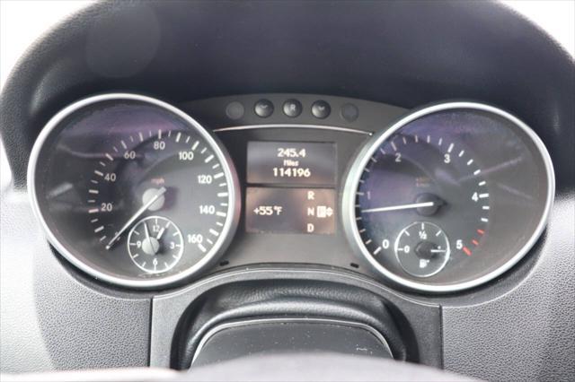 Photo of 2009 Pewter Mercedes-Benz M-Class