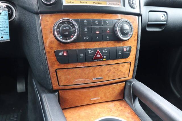 Photo of 2009 Pewter Mercedes-Benz M-Class