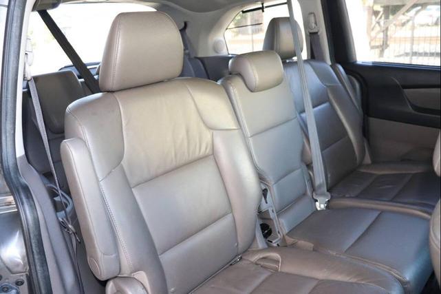 Photo of 2013 Polished Metal Metallic Honda Odyssey