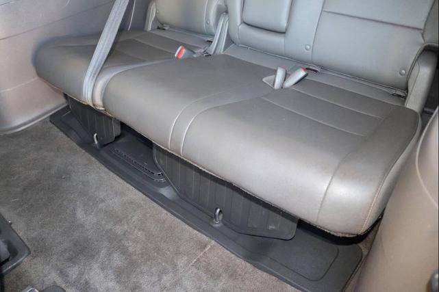Photo of 2013 Polished Metal Metallic Honda Odyssey