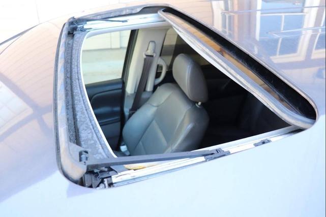 Photo of 2013 Polished Metal Metallic Honda Odyssey