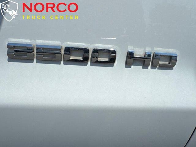 Photo of 2018 Summit White GMC Sierra 3500