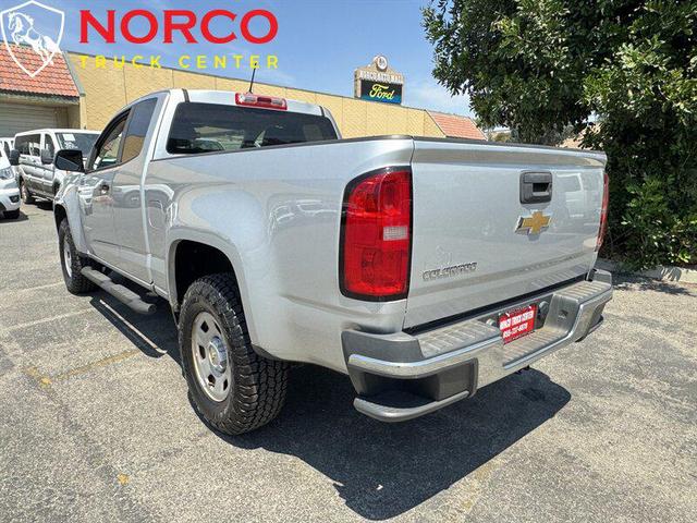 Photo of 2018 Silver Birch Metallic Chevrolet Colorado