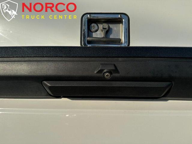 Photo of 2019 Oxford White Ford F-250