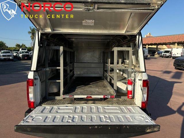 Photo of 2019 Oxford White Ford F-250