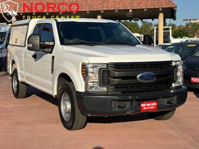 Photo of 2019 Oxford White Ford F-250